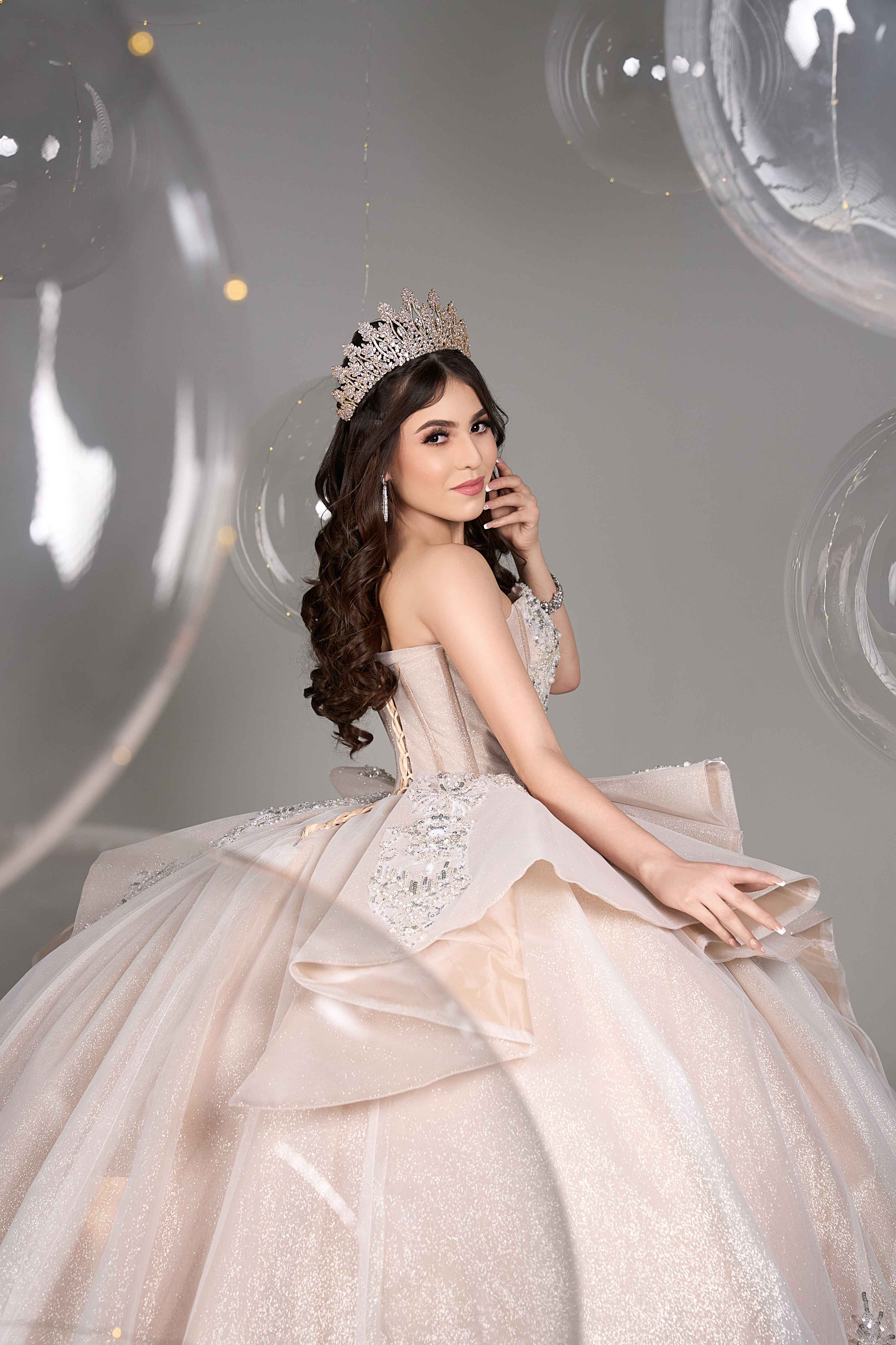 Quinceañera photographer in Houston Coti Photography